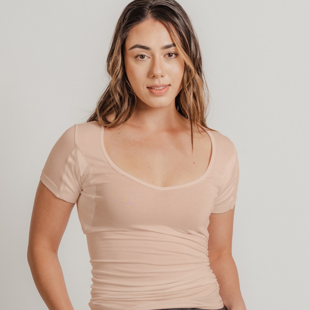 Thompson Tee - Anti Sweat Mark Deep V-Neck Beige